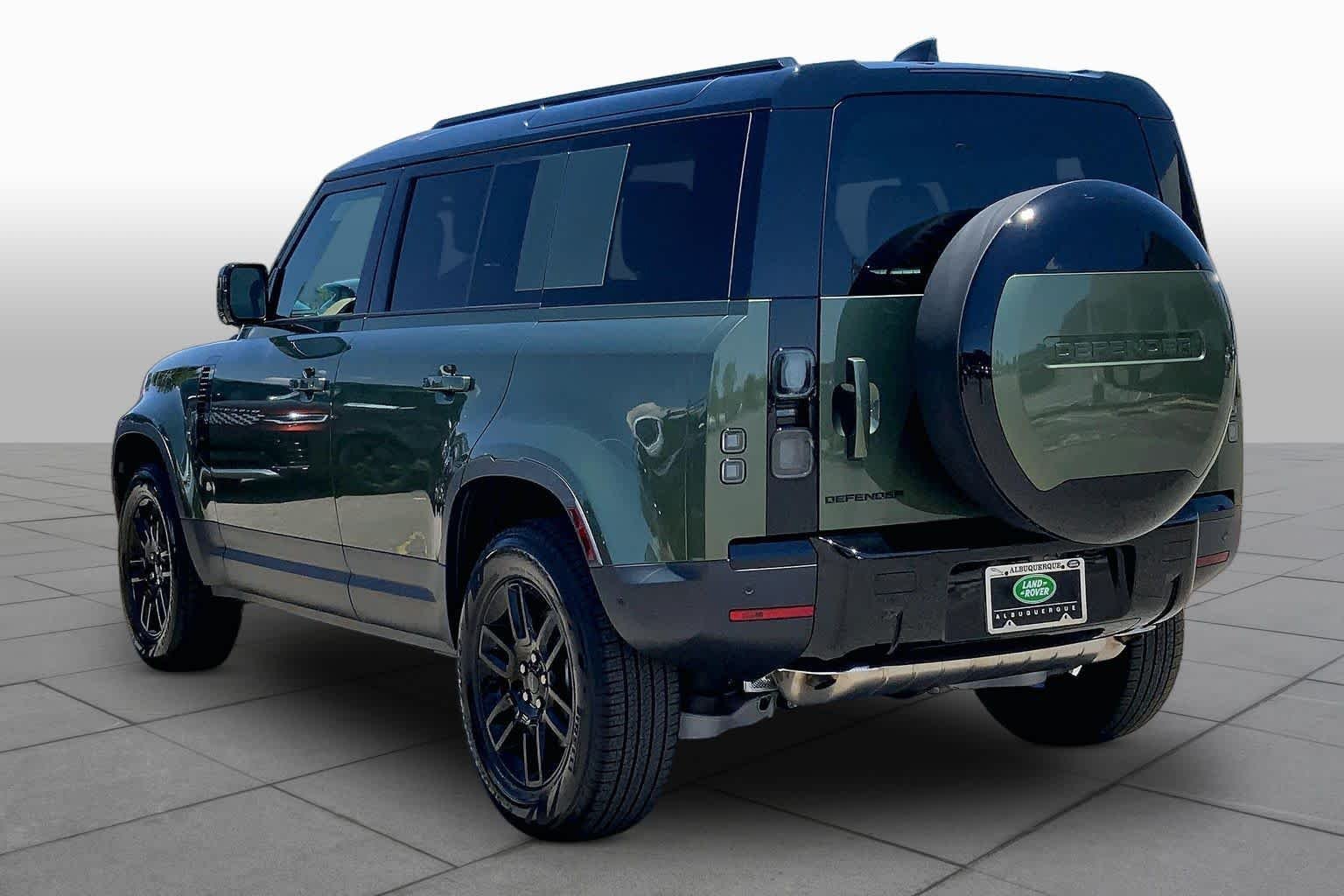 New 2026 Woolstone Green LAND ROVER S image 12