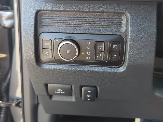 New 2026 Gray Ford Lariat image 25