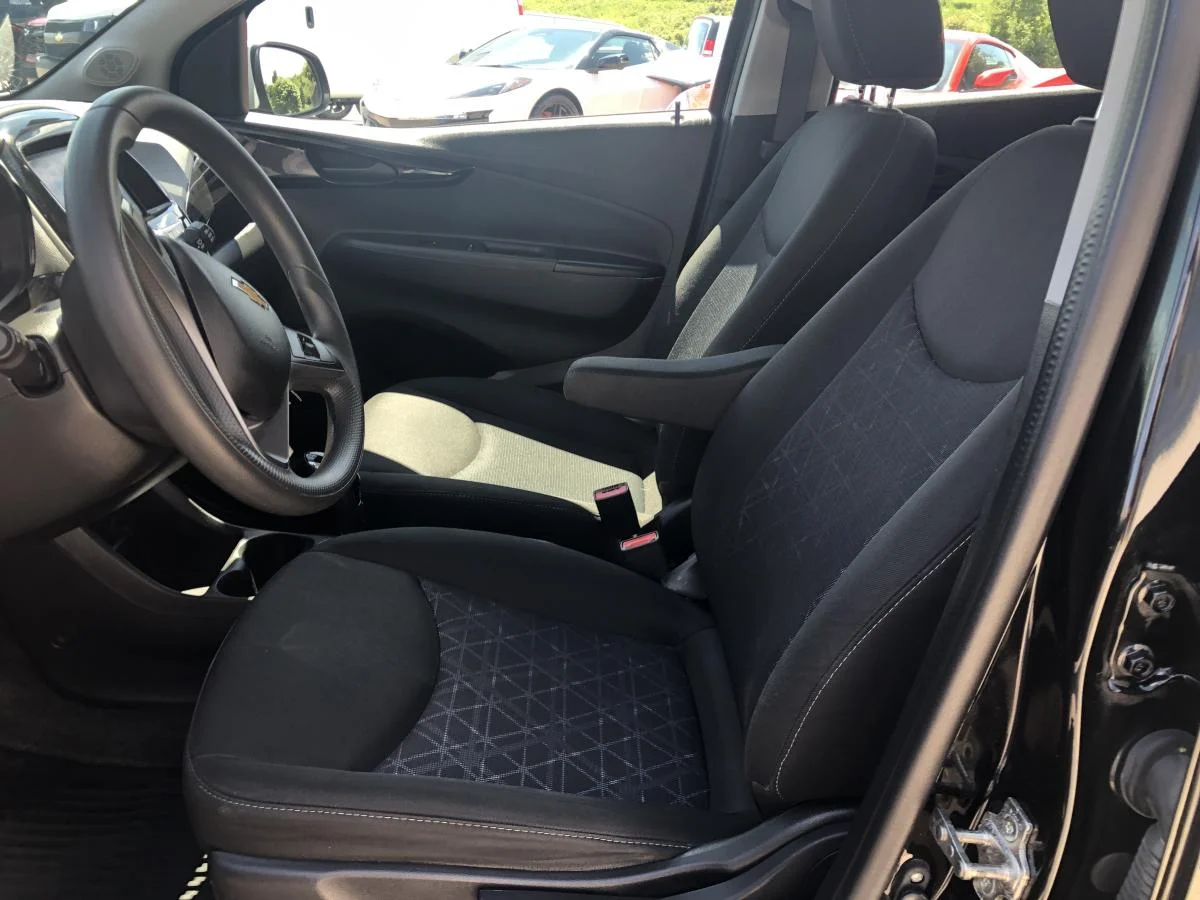Used 2021 Black Chevrolet 4dr HB CVT 1LT image 11