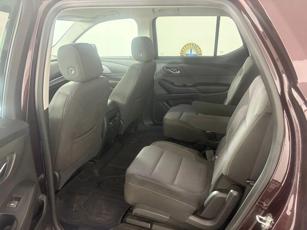 Used 2018 Black Chevrolet LT image 13