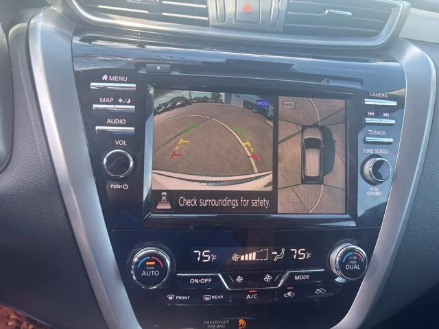 Used 2020 White Nissan SL image 13