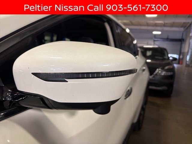 Used 2024 White Nissan SL image 6