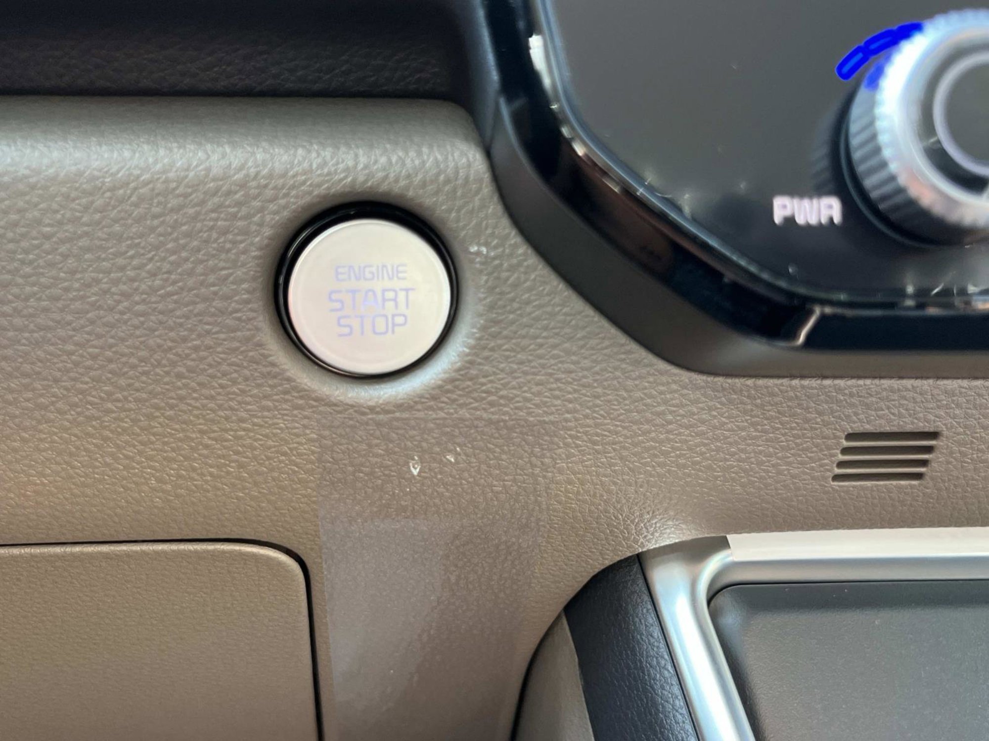 New 2026 Ivory Silver Kia EX image 28