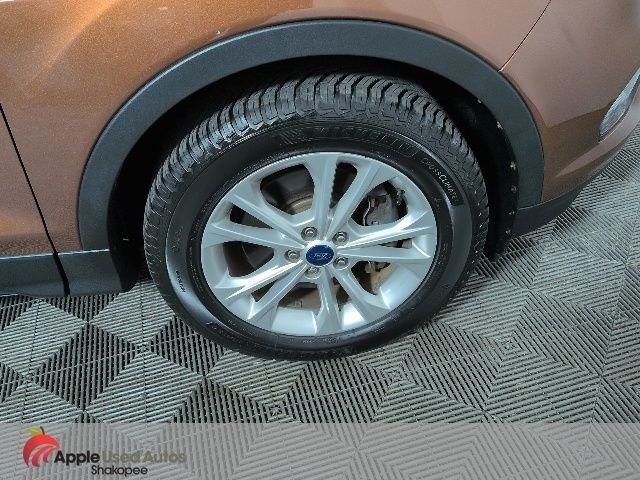 Used 2017 Red Ford SE image 43