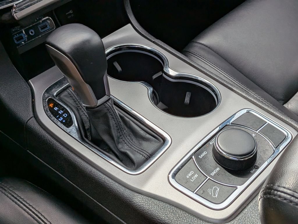 Used 2021 Blue Jeep Limited image 18