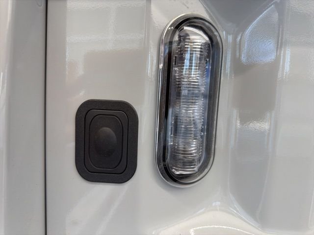 New 2026 Avalanche Ford XLT image 16