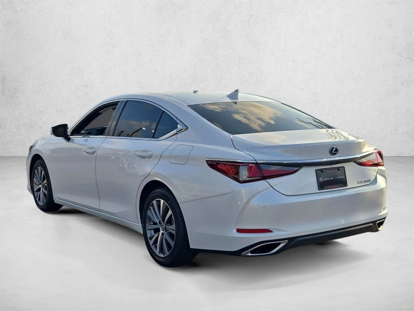 Used 2020 Eminent White Pearl Lexus ES 350 image 8