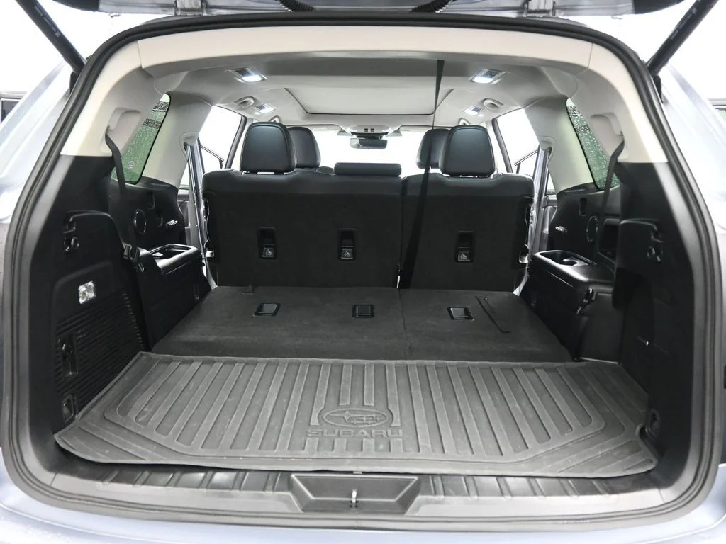Certified Used 2023 Silver Subaru Limited image 24