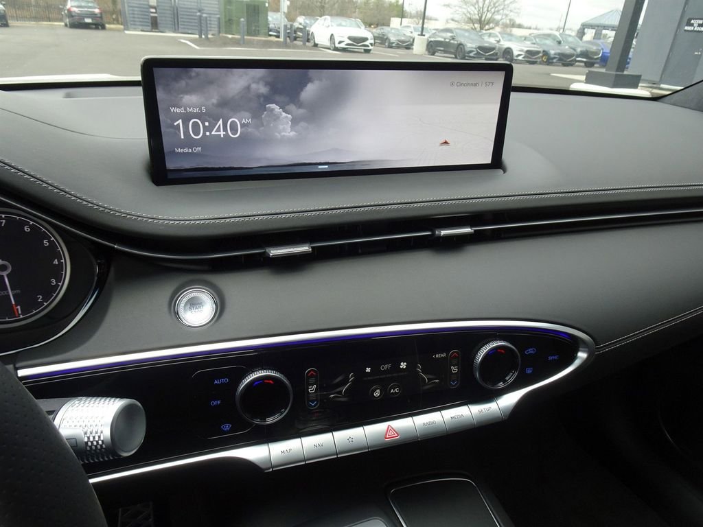 2025 GENESIS GV70 Sport - Photo 17