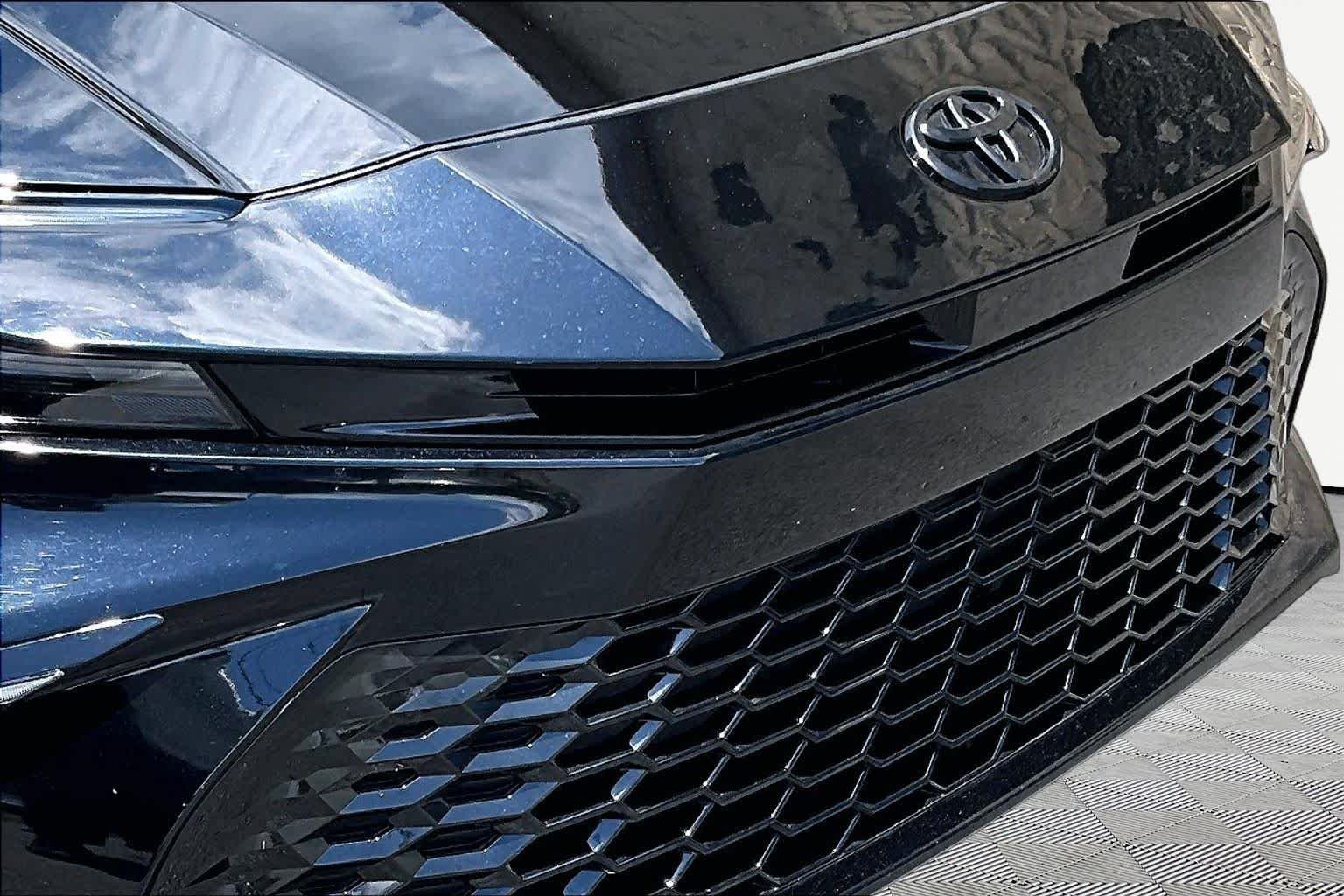 Used 2025 Midnight Black Metallic Toyota XSE image 30