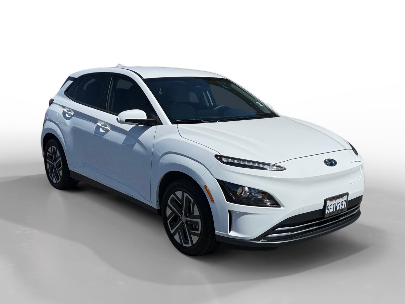 Used 2023 Lunar Hyundai SE image 7