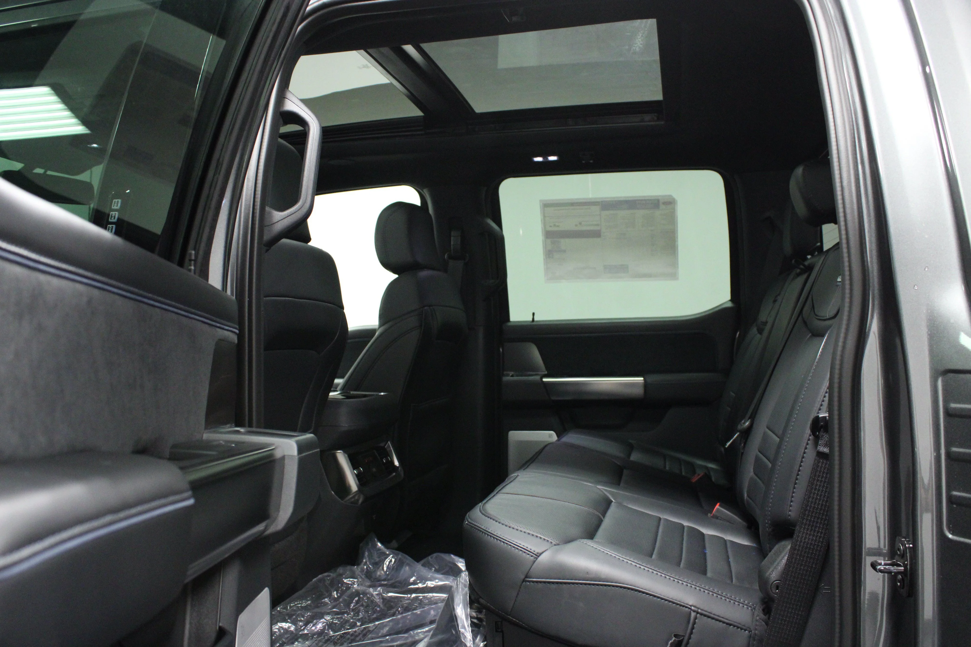 New 2026 Carbonized Gray Metallic Ford F-250® Platinum® image 13