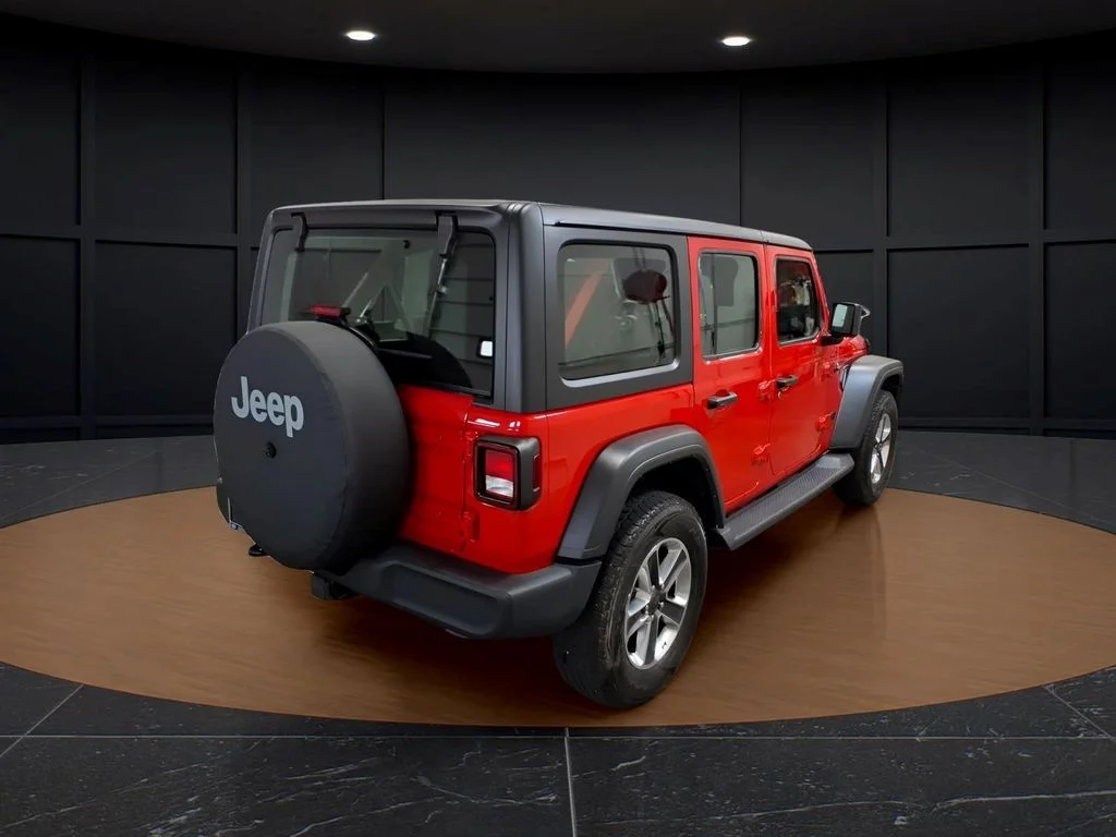 Certified Used 2022 Firecracker Red Clearcoat Jeep Unlimited Sport image 6