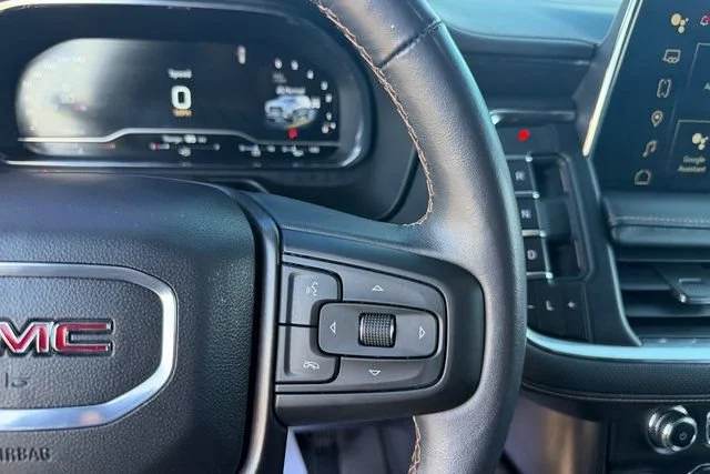 Used 2022 ONYX BLACK GMC AT4 image 17