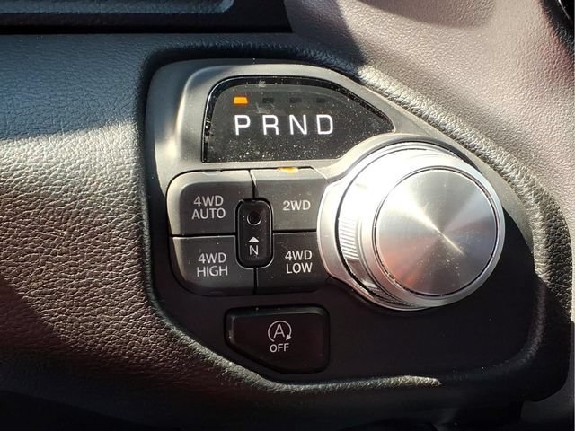Used 2025  Ram Laramie image 10