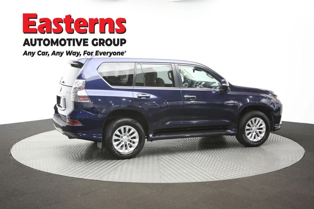 Used 2021 Blue Lexus 460 image 48
