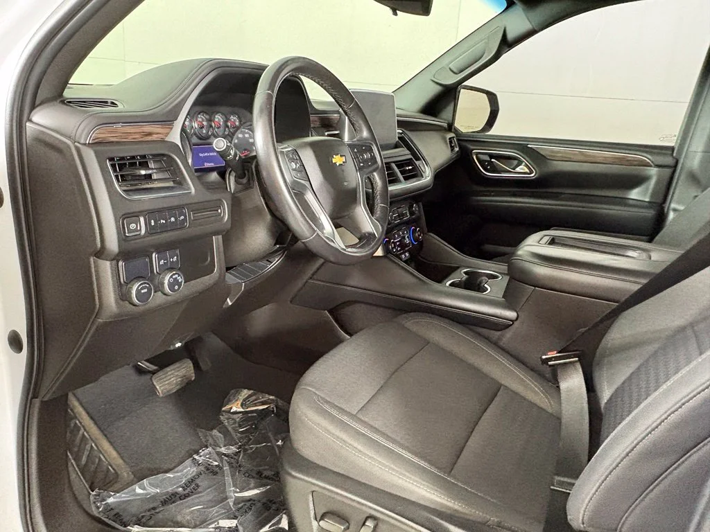 Used 2021 White Chevrolet LS image 27