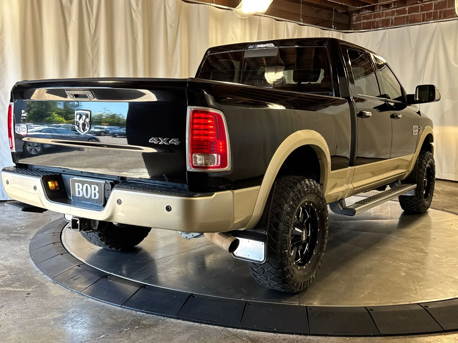 Used 2015 Black Ram Laramie Longhorn image 12