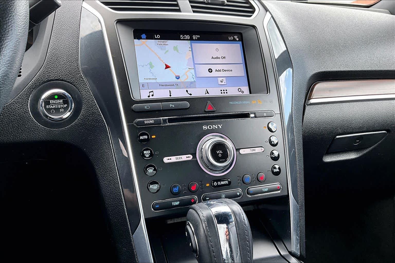 Used 2018 Ingot Silver Metallic Ford Limited image 35
