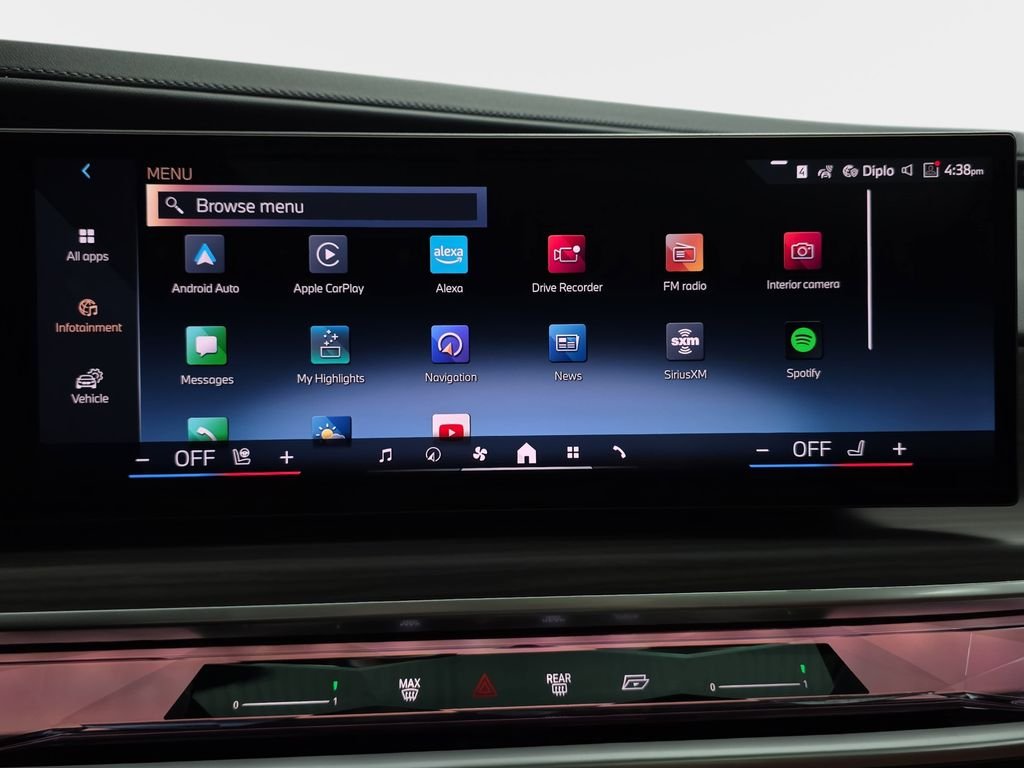 2026 BMW 7 Series 750e - Photo 21