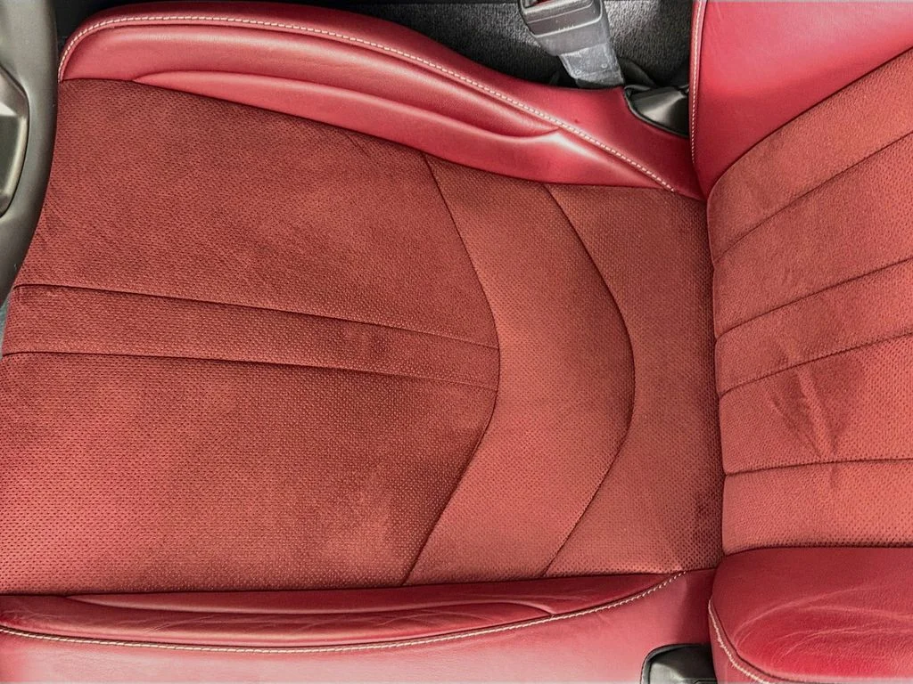 Used 2018 White Lexus 500 image 20