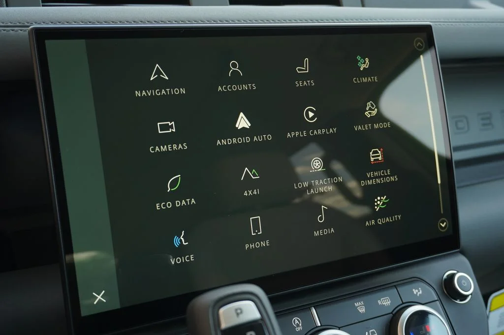 New 2026 Woolstone Green Land Rover S image 20