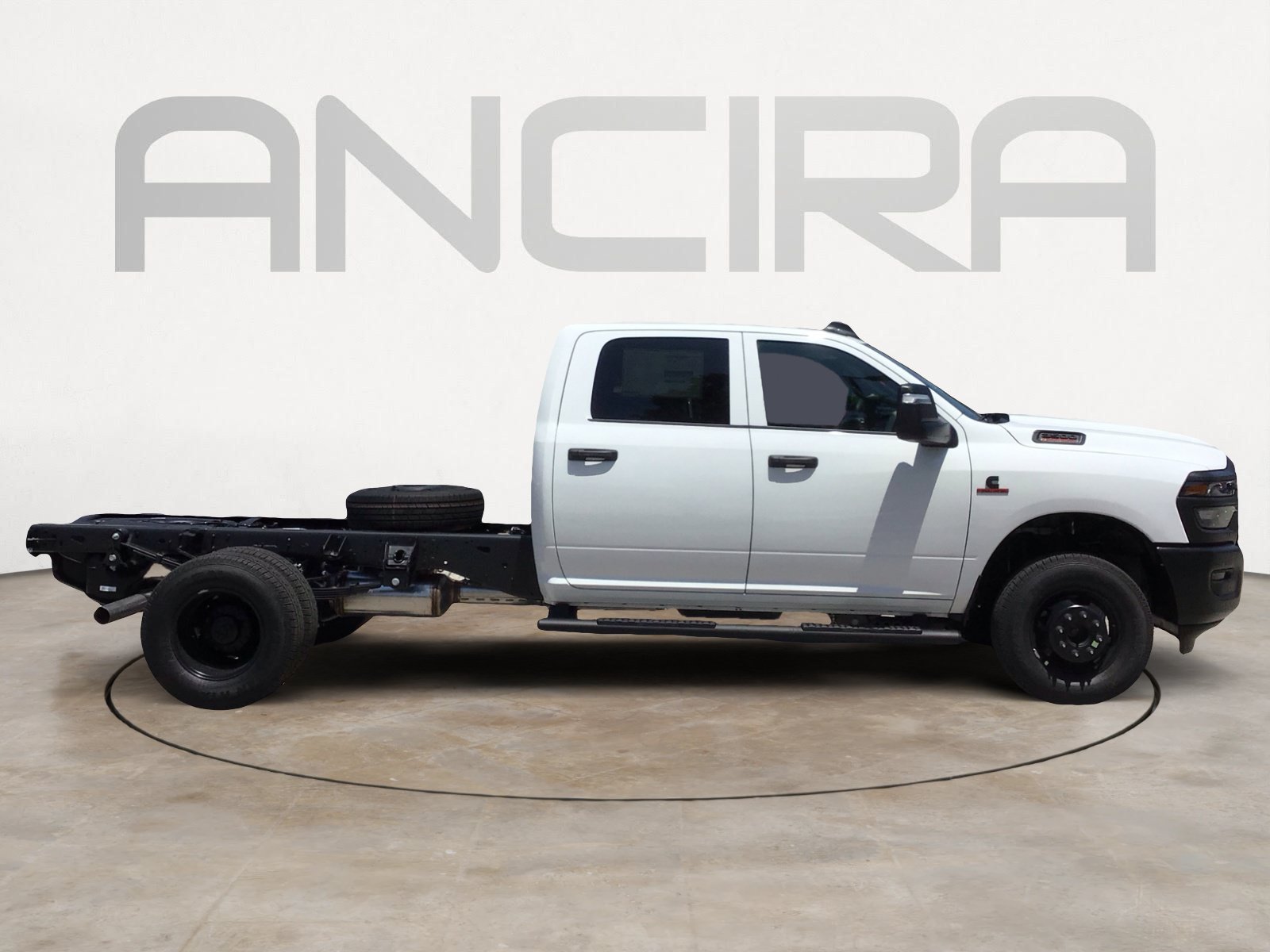 New 2026 Bright White Clearcoat RAM Tradesman image 11