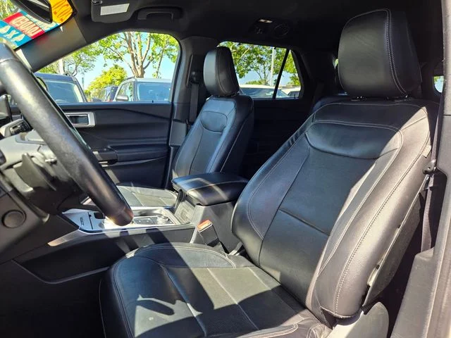 Certified Used 2020 Star White Ford Limited image 11