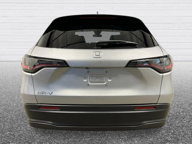 New 2027 Silver Honda LX image 5