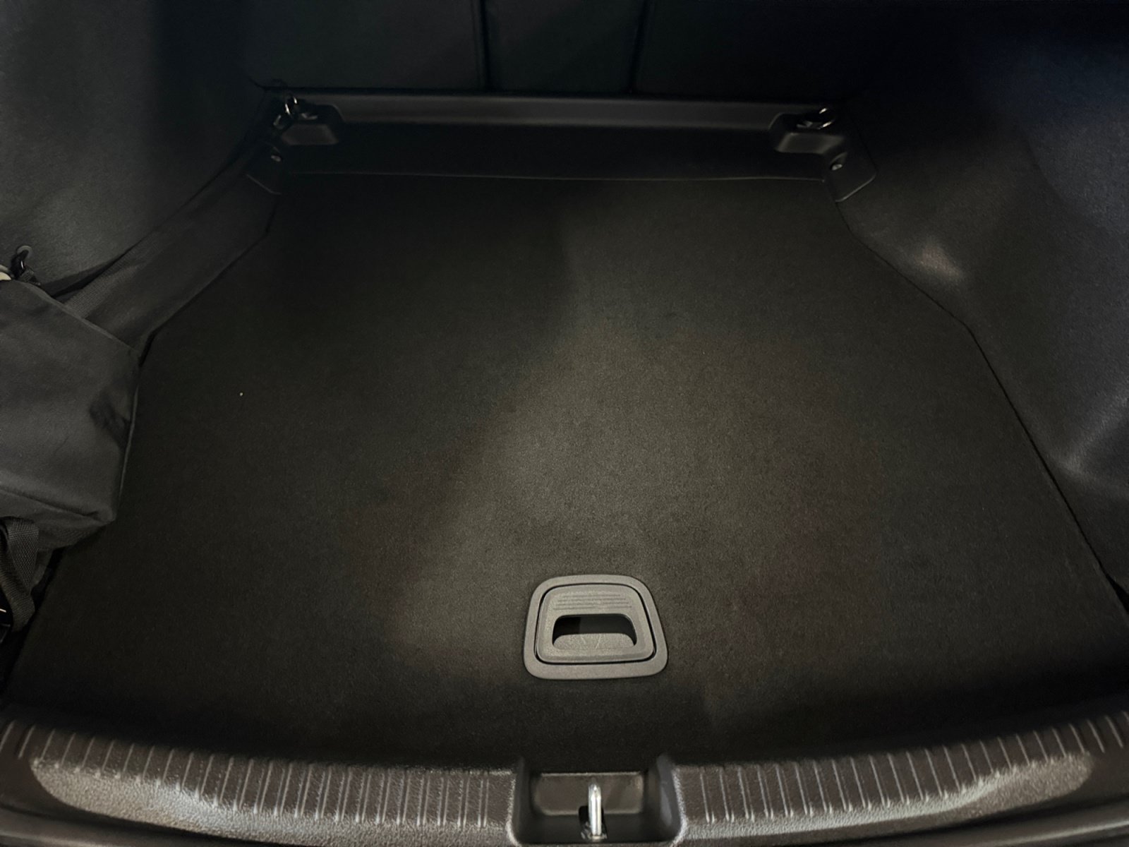 Used 2026 Silver Metallic Mercedes-Benz C 300 image 19