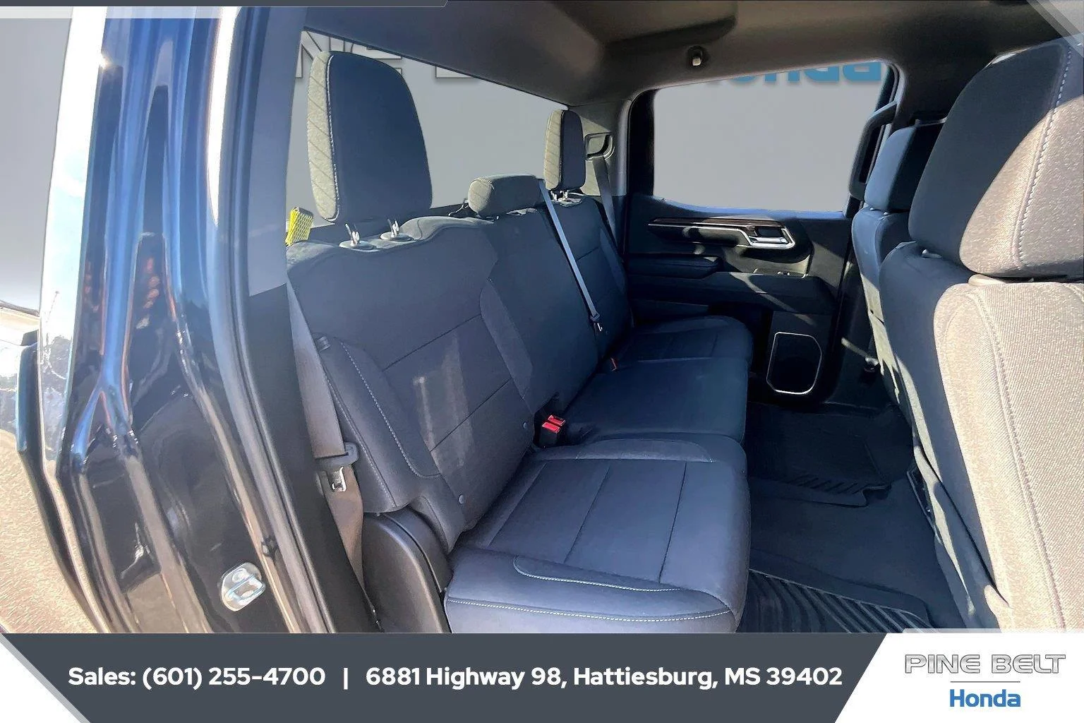 Used 2024 Dark Ash Metallic Chevrolet LT image 20