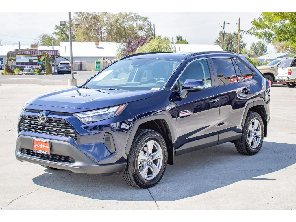 Used 2025 Blueprint Toyota Hybrid XLE image 4