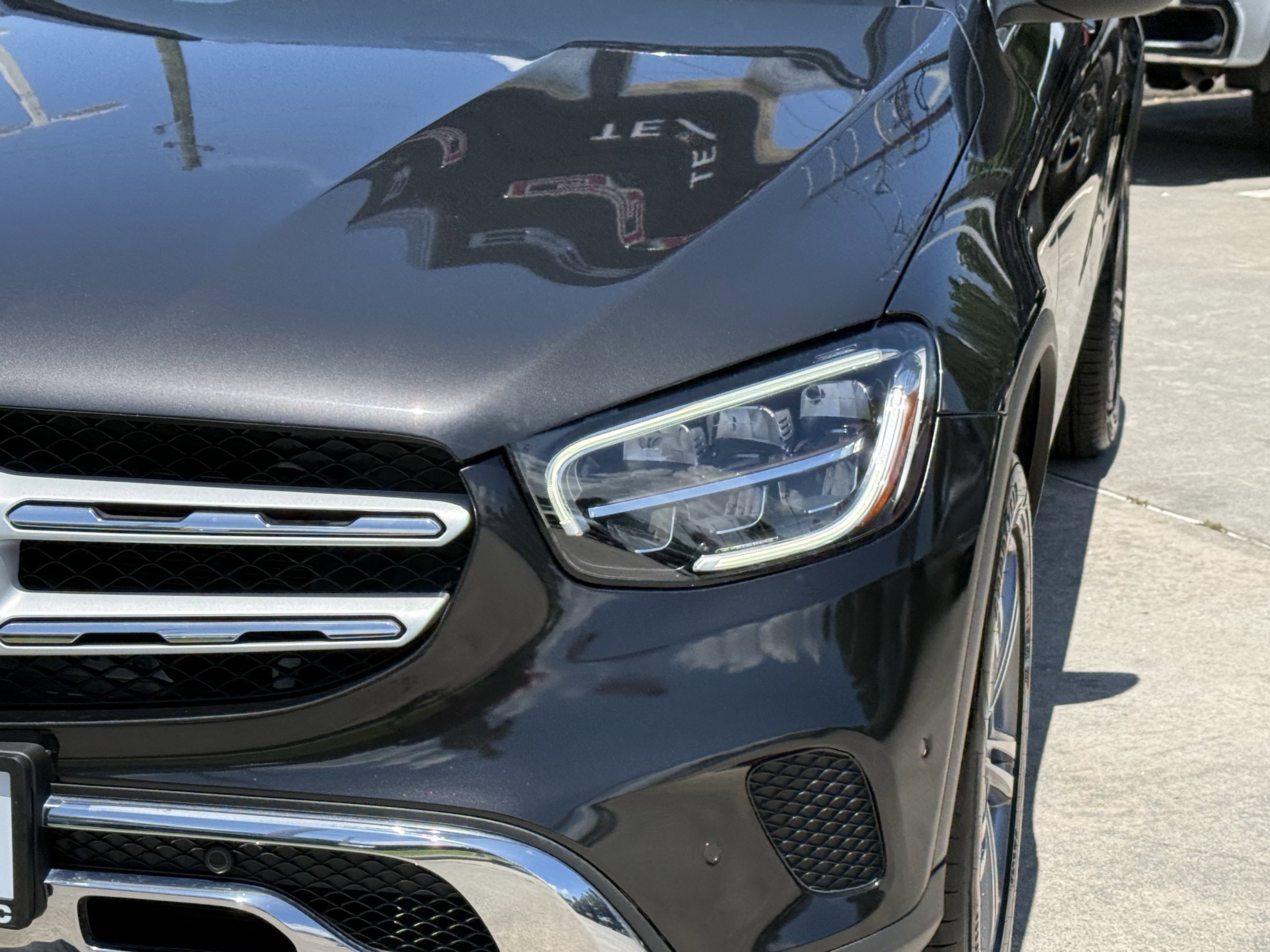 2022 Mercedes-Benz GLC GLC300 - Photo 10