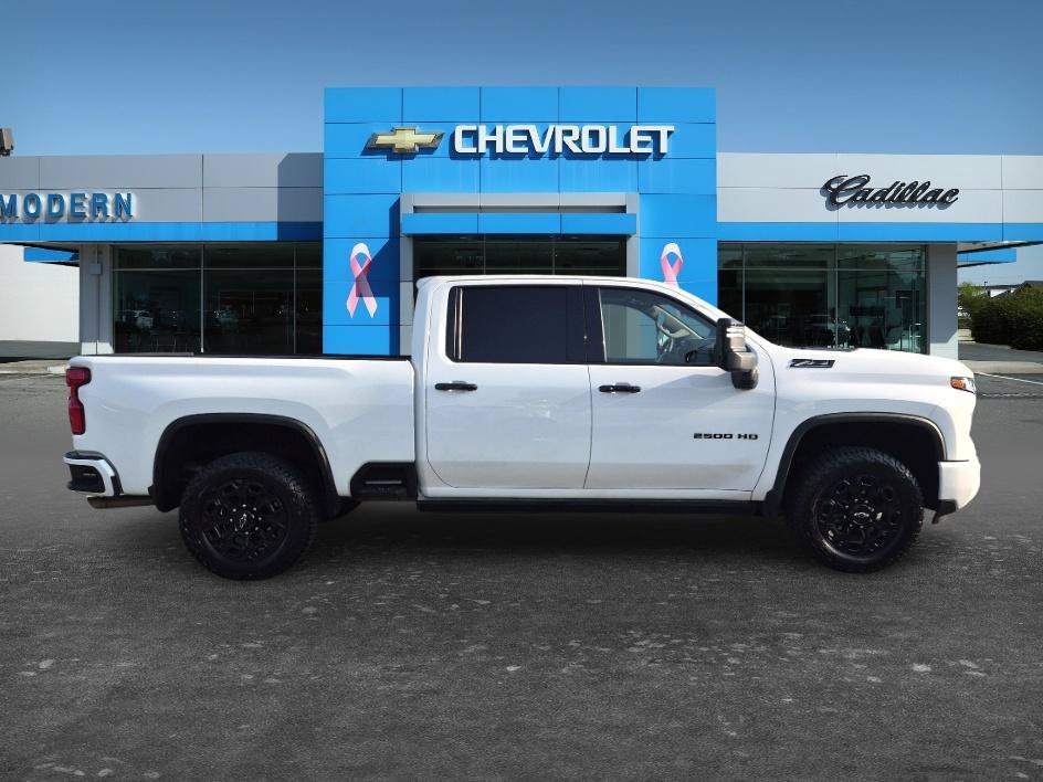 Used 2024 Summit White Chevrolet LTZ image 6