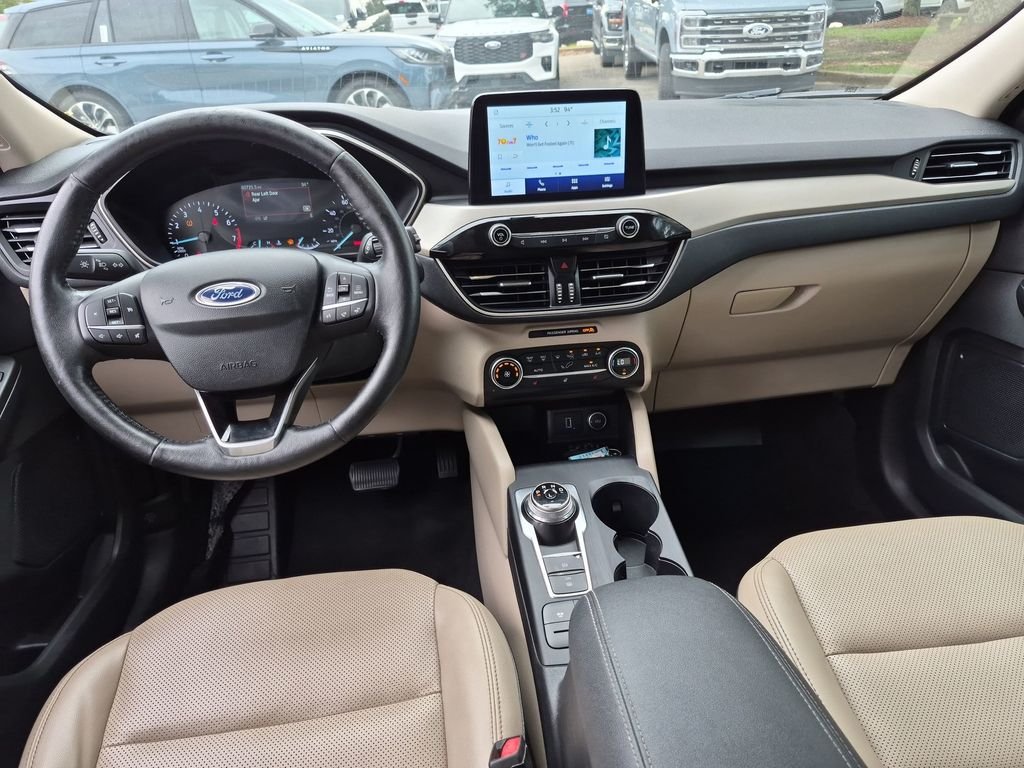Used 2020 Black Metallic Ford SEL image 25