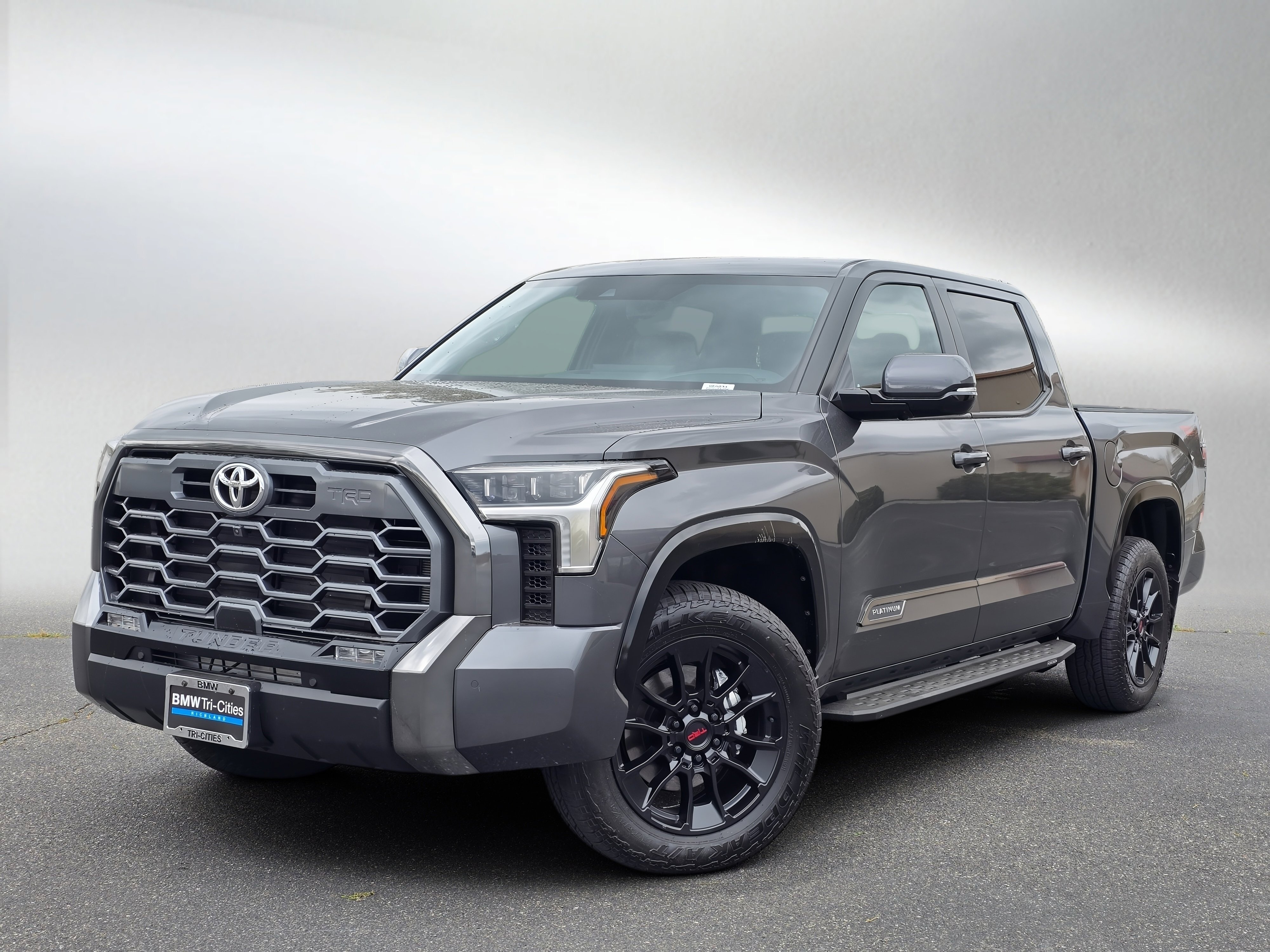 2025 Toyota Tundra Platinum 3.4L 4WD CrewMax 5.5' Bed's photo