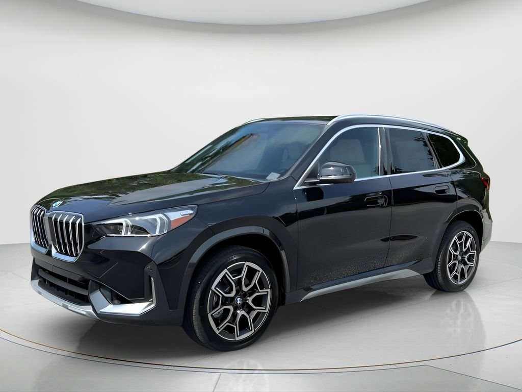 Used 2025 Black BMW xDrive28i image 4