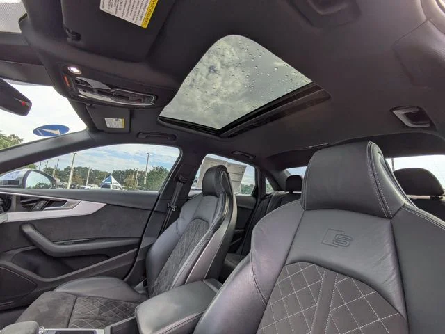 Used 2020 White Audi 3.0T Premium image 19