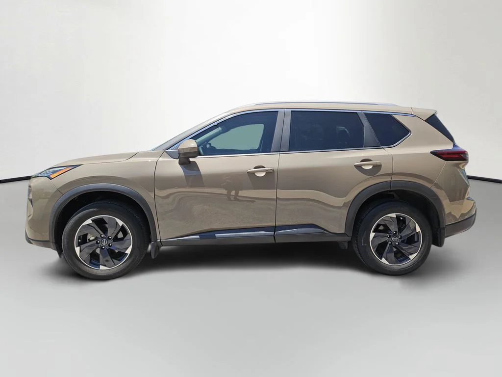 Certified Used 2024  Nissan SV image 4