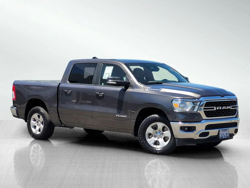 2022 RAM 1500 Big Horn/Lone Star 4x4 Crew Cab 5'7's photo