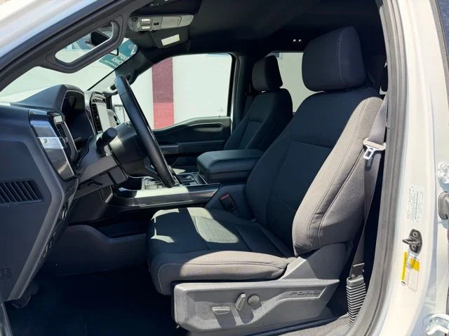 Certified Used 2023 Oxford White Ford XLT image 12
