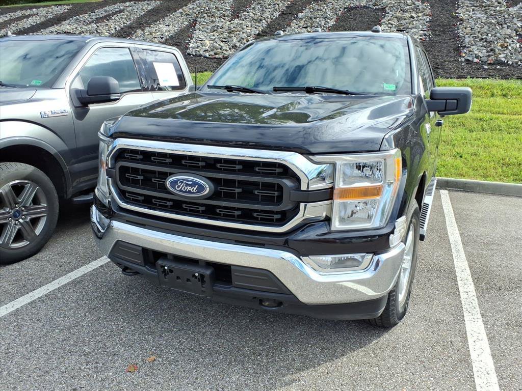 Used 2021 Black Ford XLT image 6
