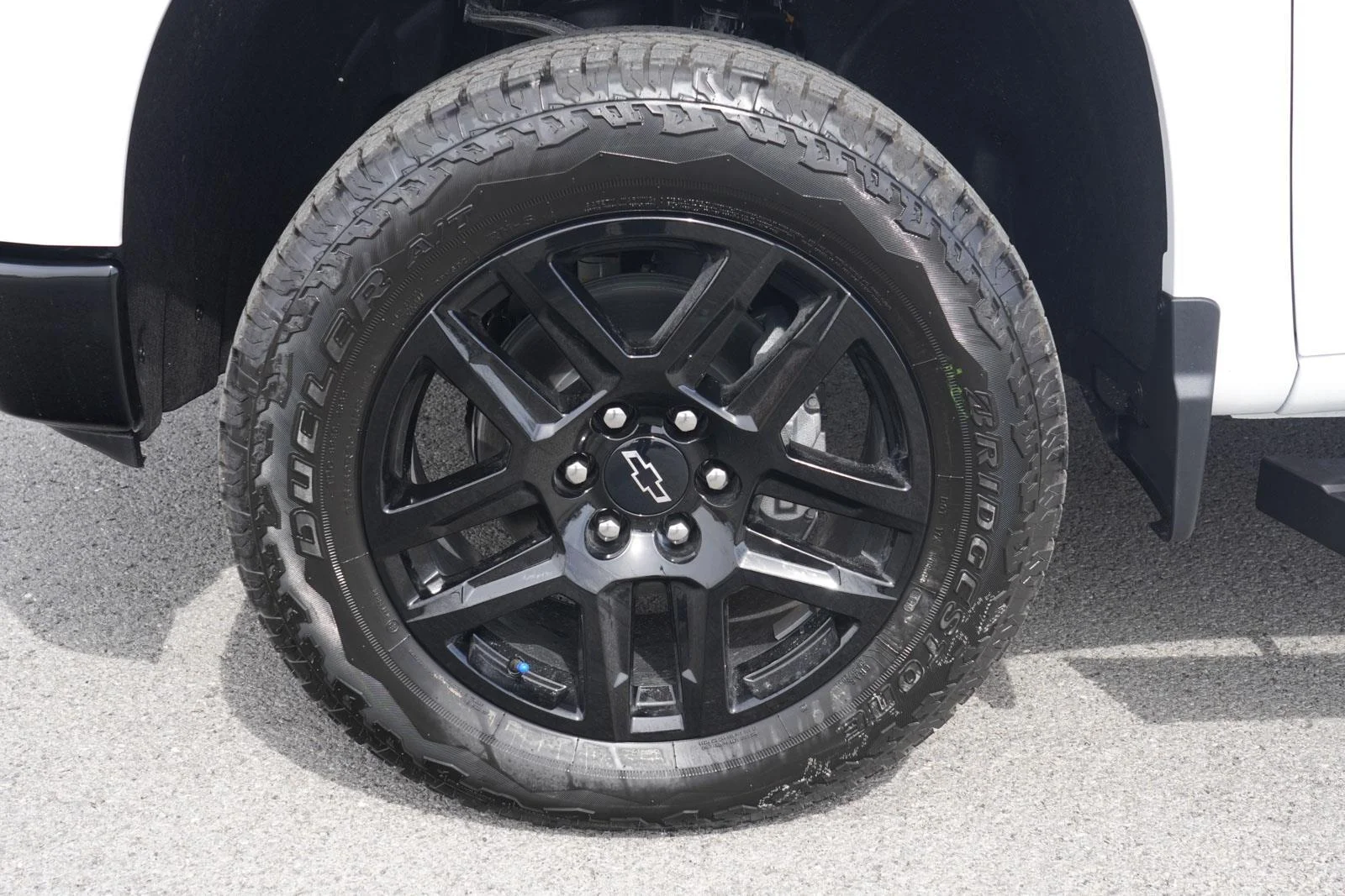 2026 Chevrolet Silverado 1500 LT Trail Boss - Photo 10