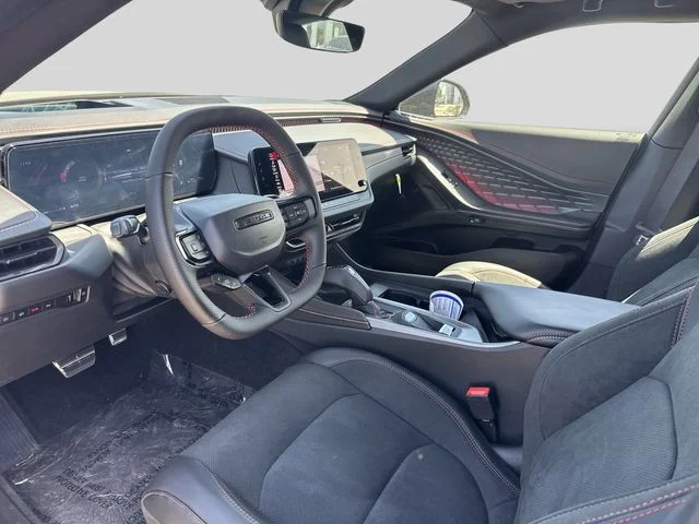 New 2026 Diamond Black Crystal Pearlcoat Dodge R/T image 6