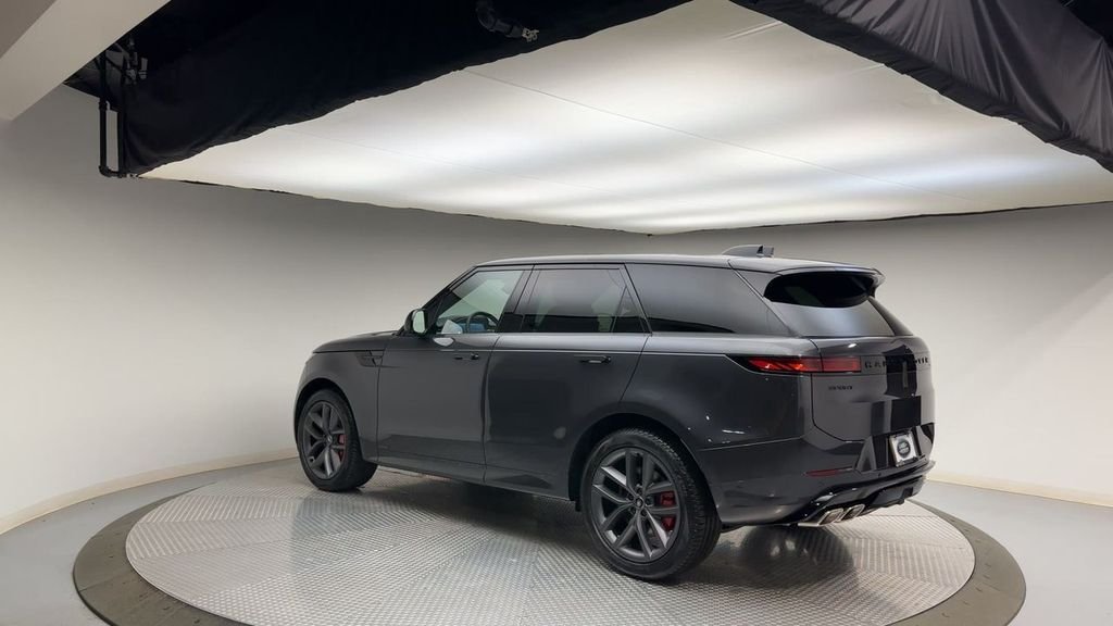 Used 2025 Carpathian Gray Premium Metallic Land Rover Autobiography image 6