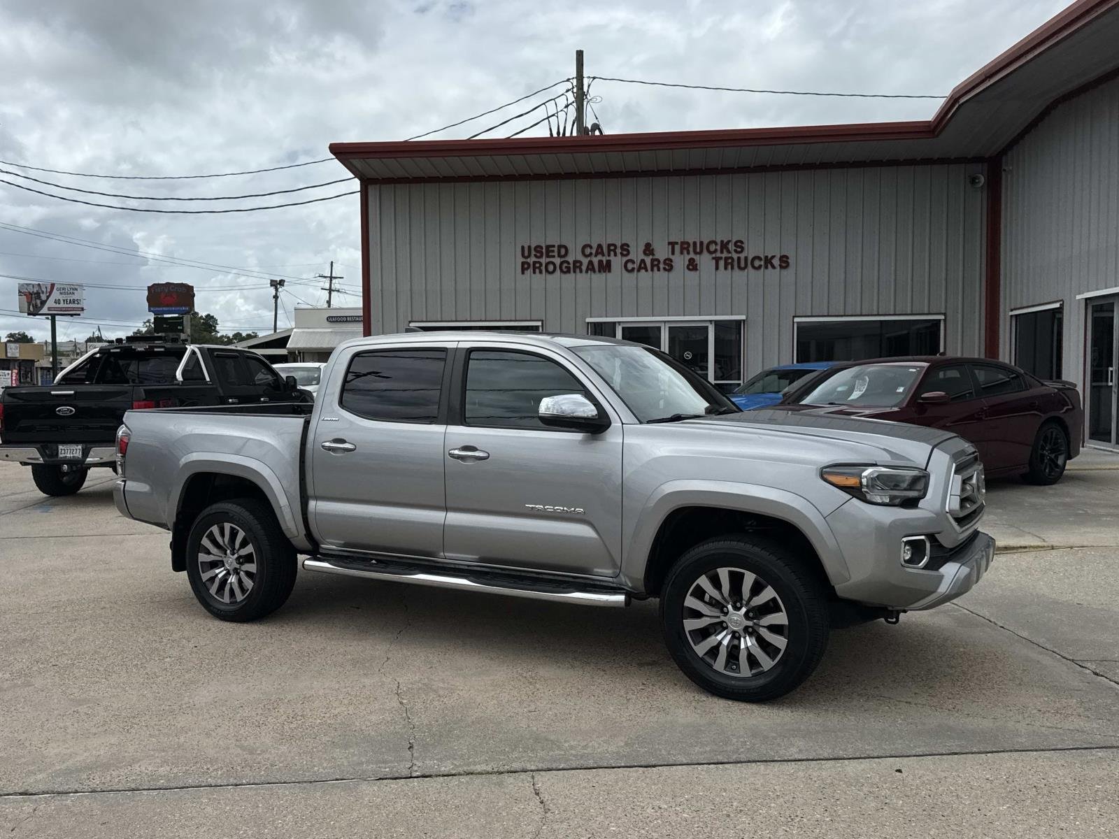 2021 Toyota Tacoma Limited Double Cab 2WD V6 Auto Short Bed's photo