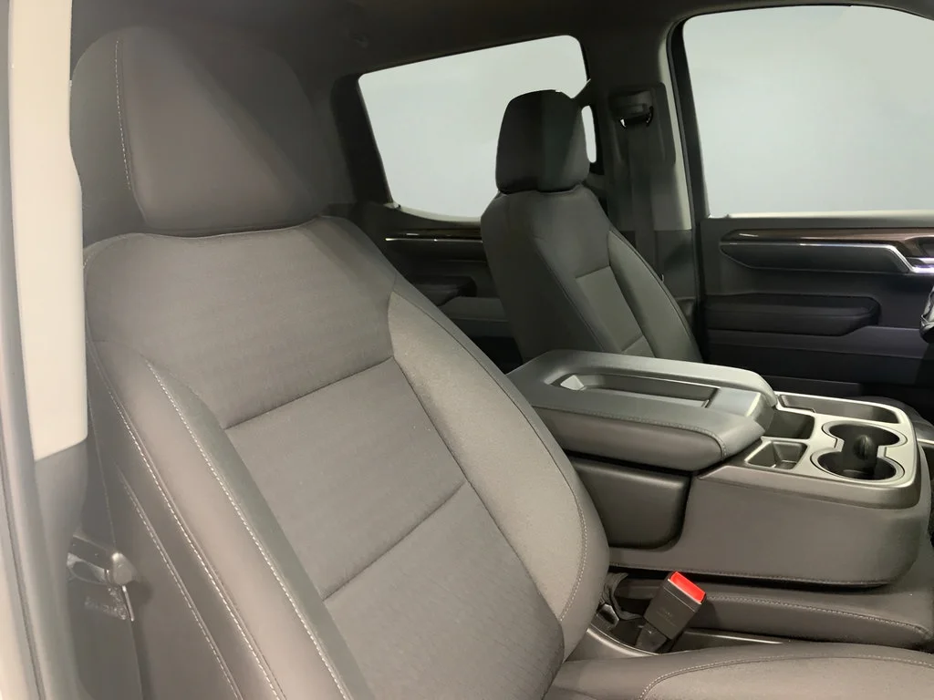 2023 Chevrolet Silverado 1500 LT - Photo 11