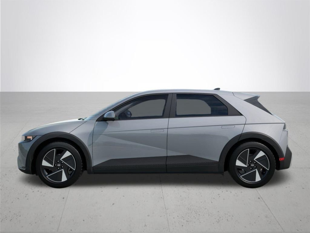 New 2026 Cyber Gray Hyundai SEL image 3