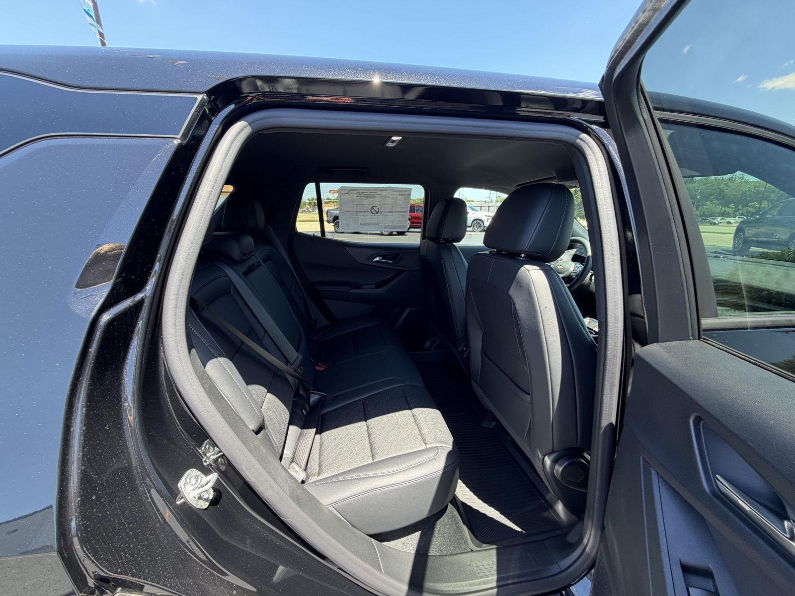 2026 Chevrolet Equinox LT - Photo 30