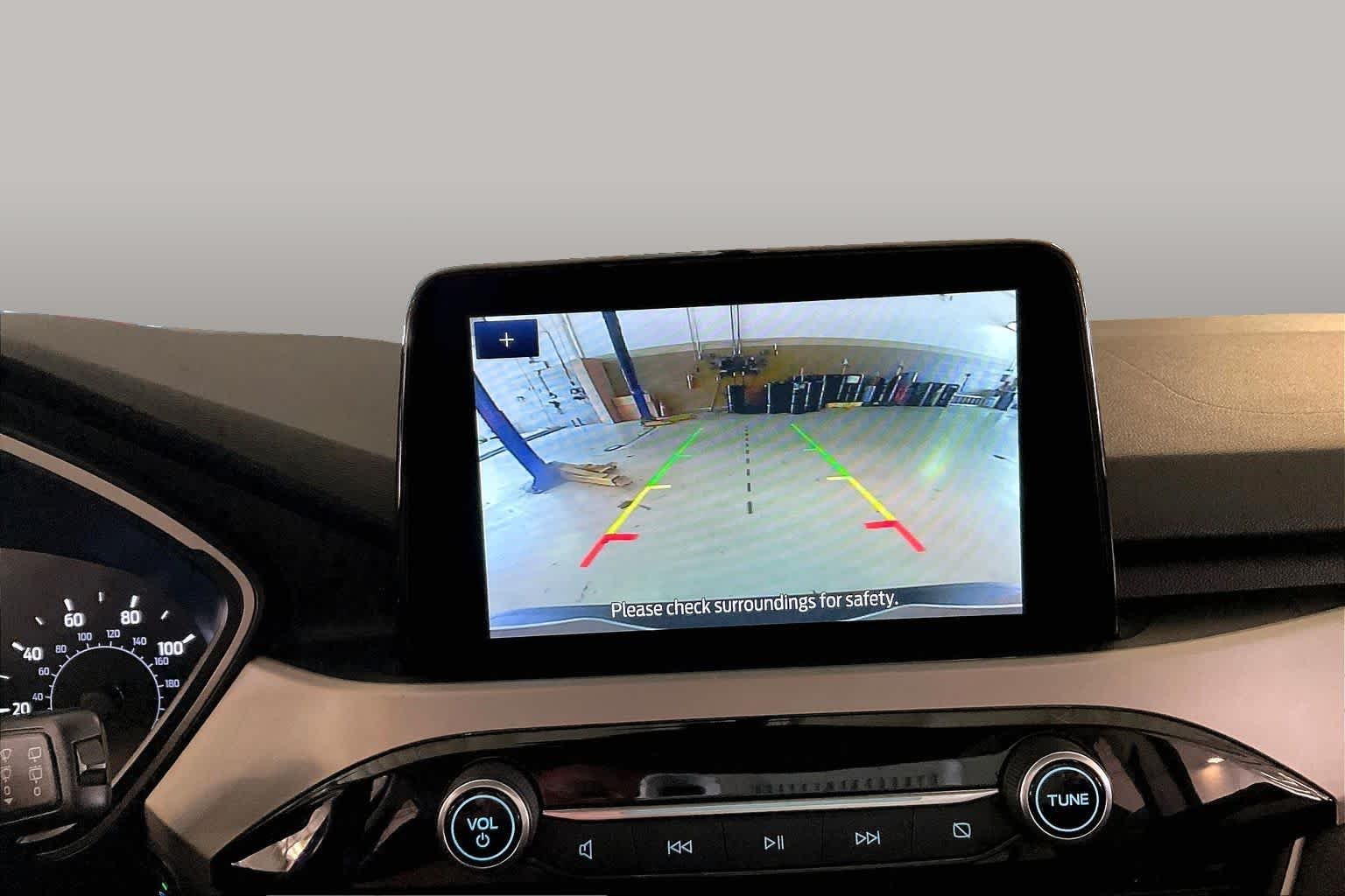 Used 2020 Blue Metallic Ford SE image 27